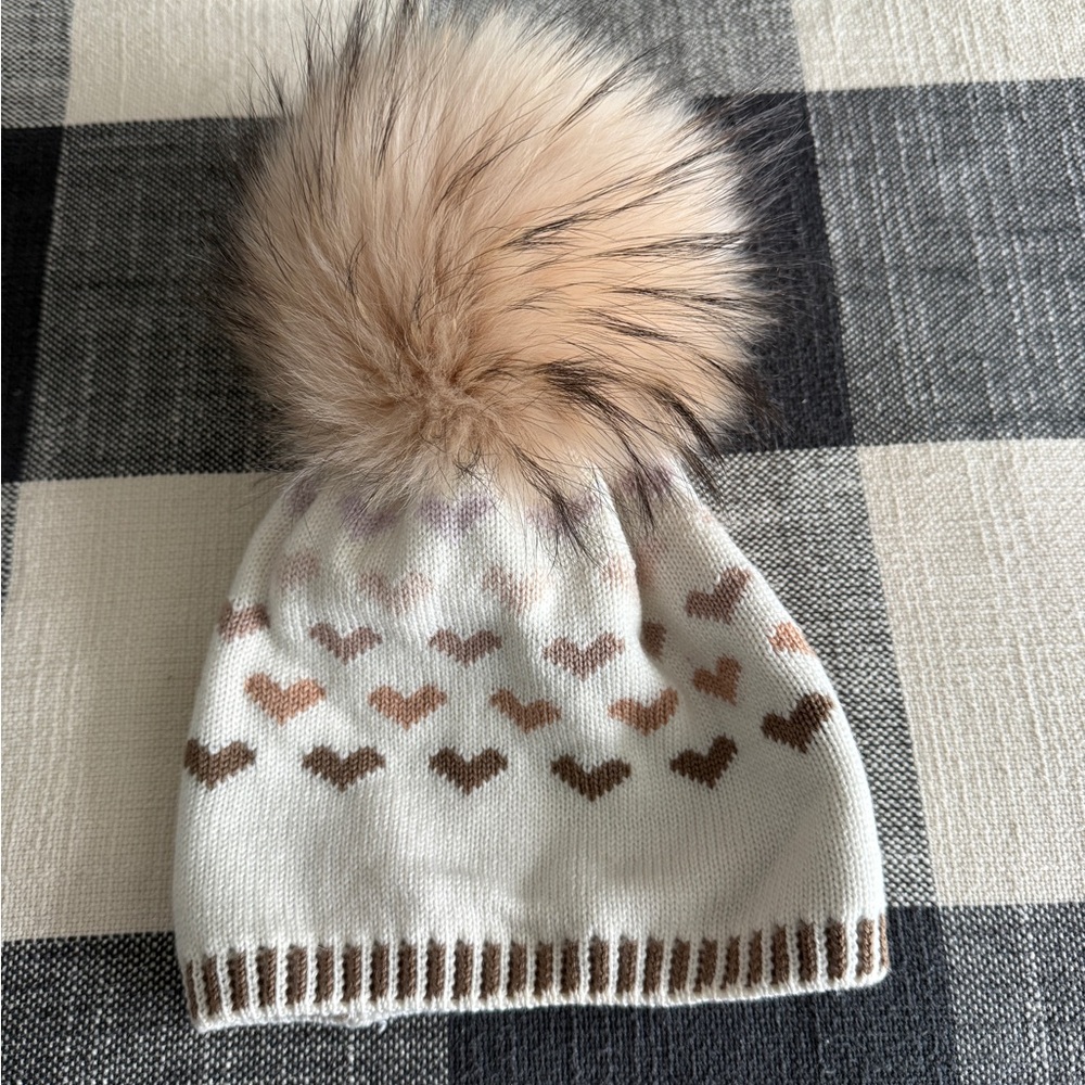 Women's Heart Pattern, REAL FUR Pom-Pom Beanie